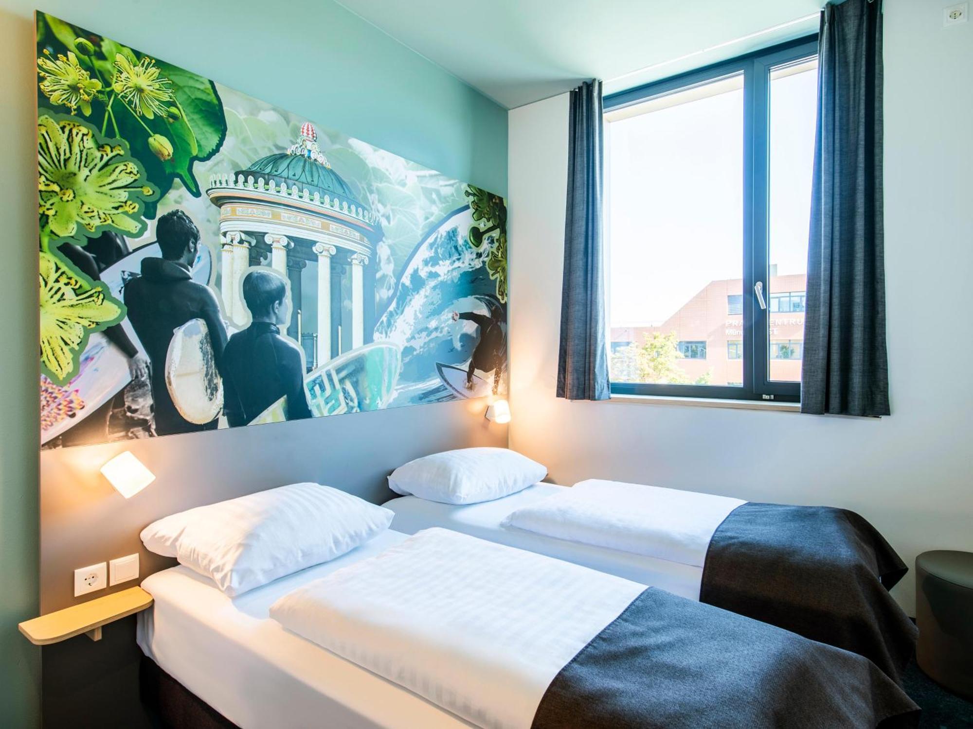 B&B Hotel Muenchen-Trudering Exterior photo