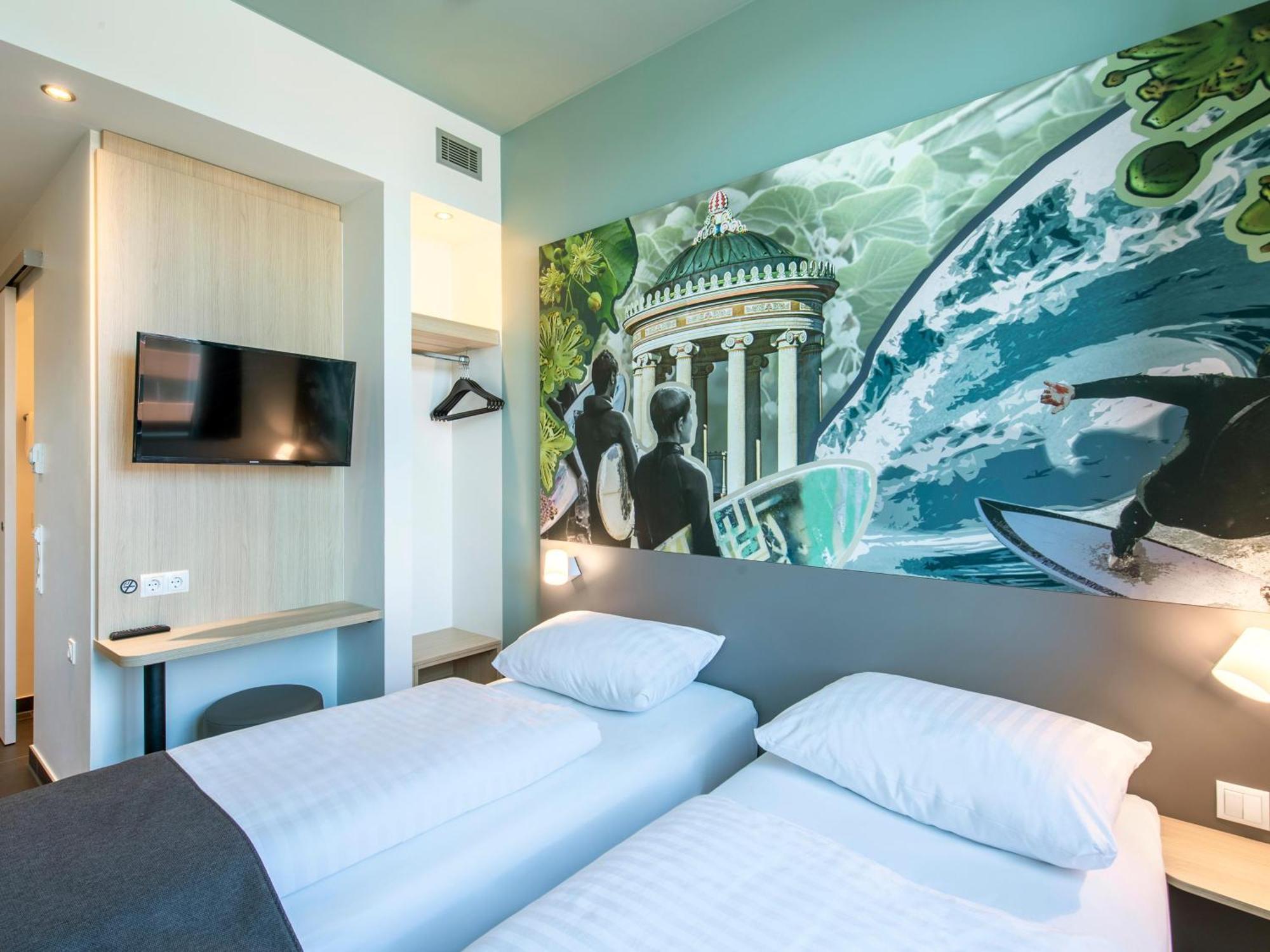 B&B Hotel Muenchen-Trudering Exterior photo