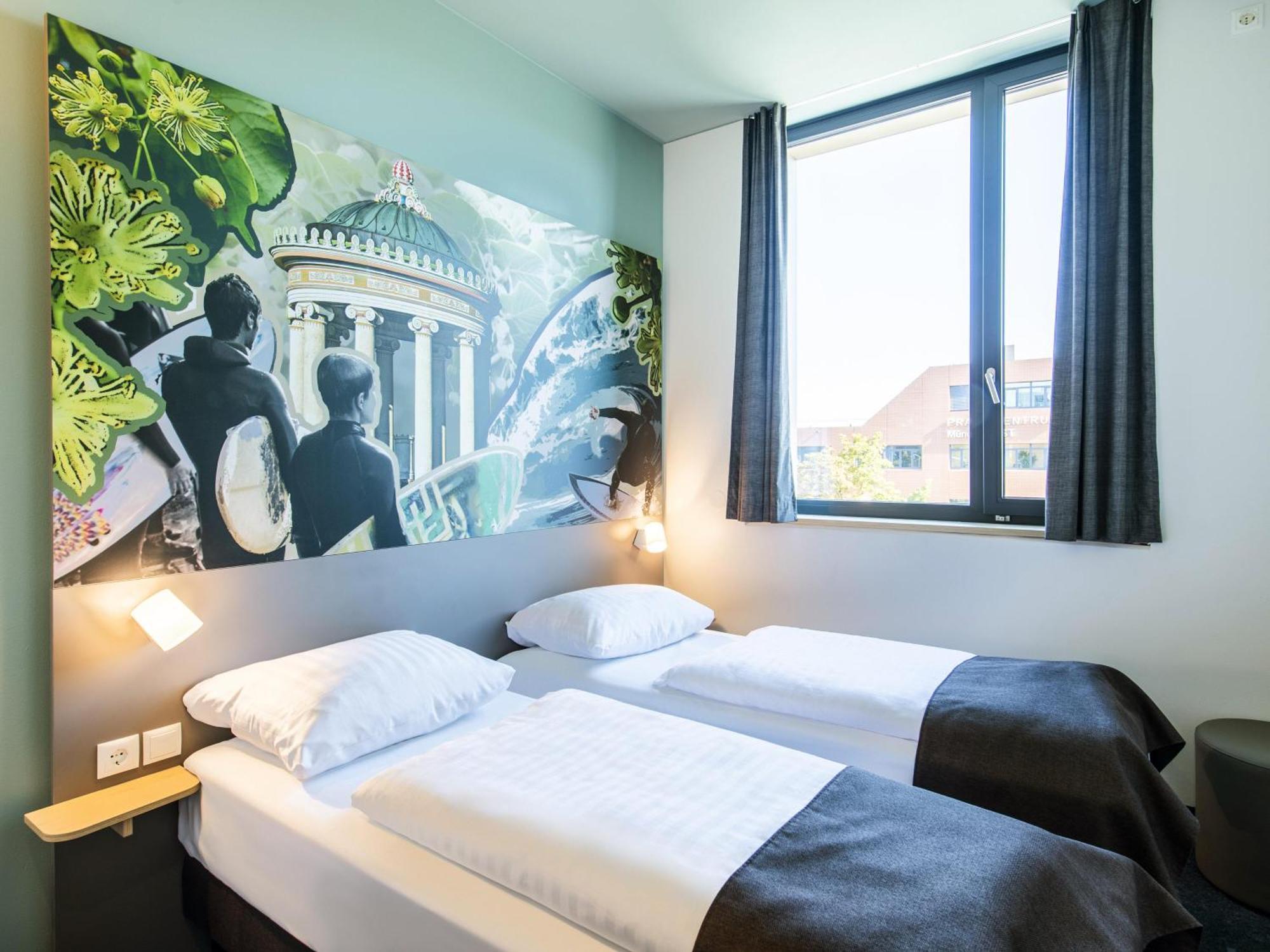 B&B Hotel Muenchen-Trudering Exterior photo